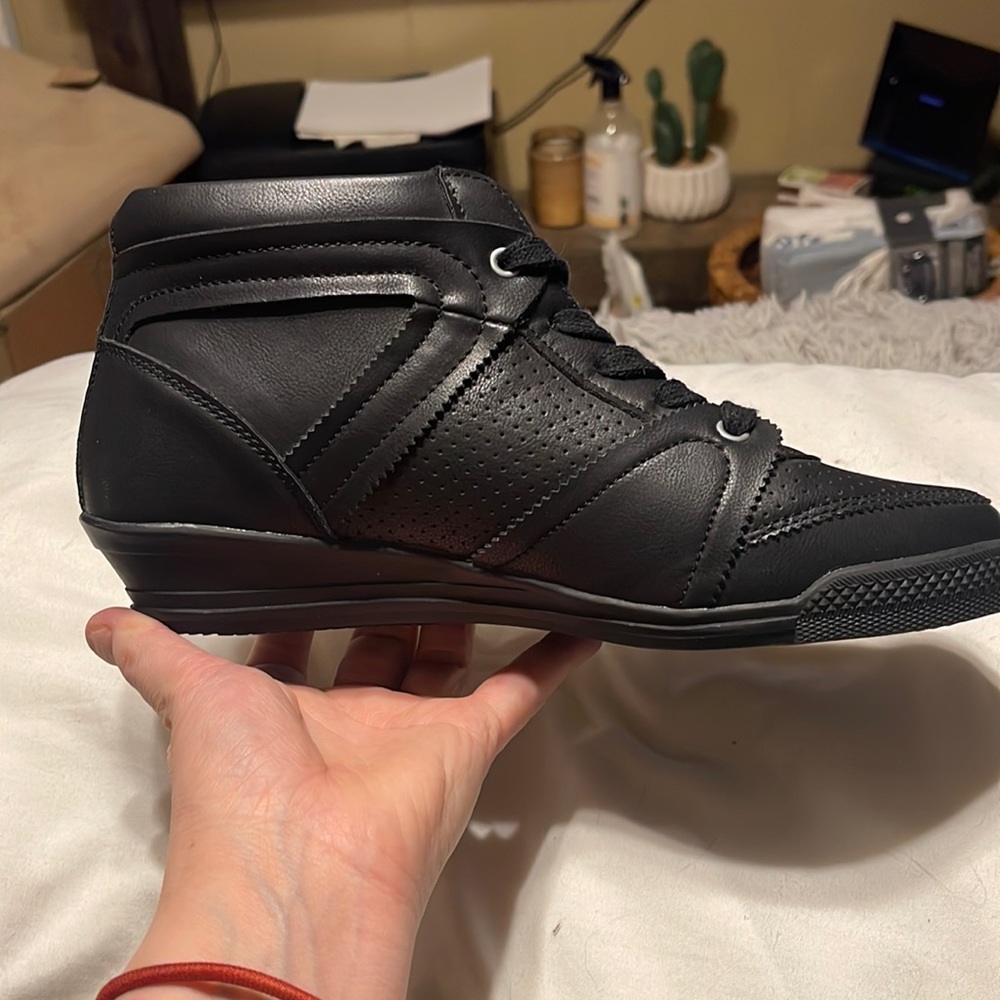 Wedge ankle boots 9.5
